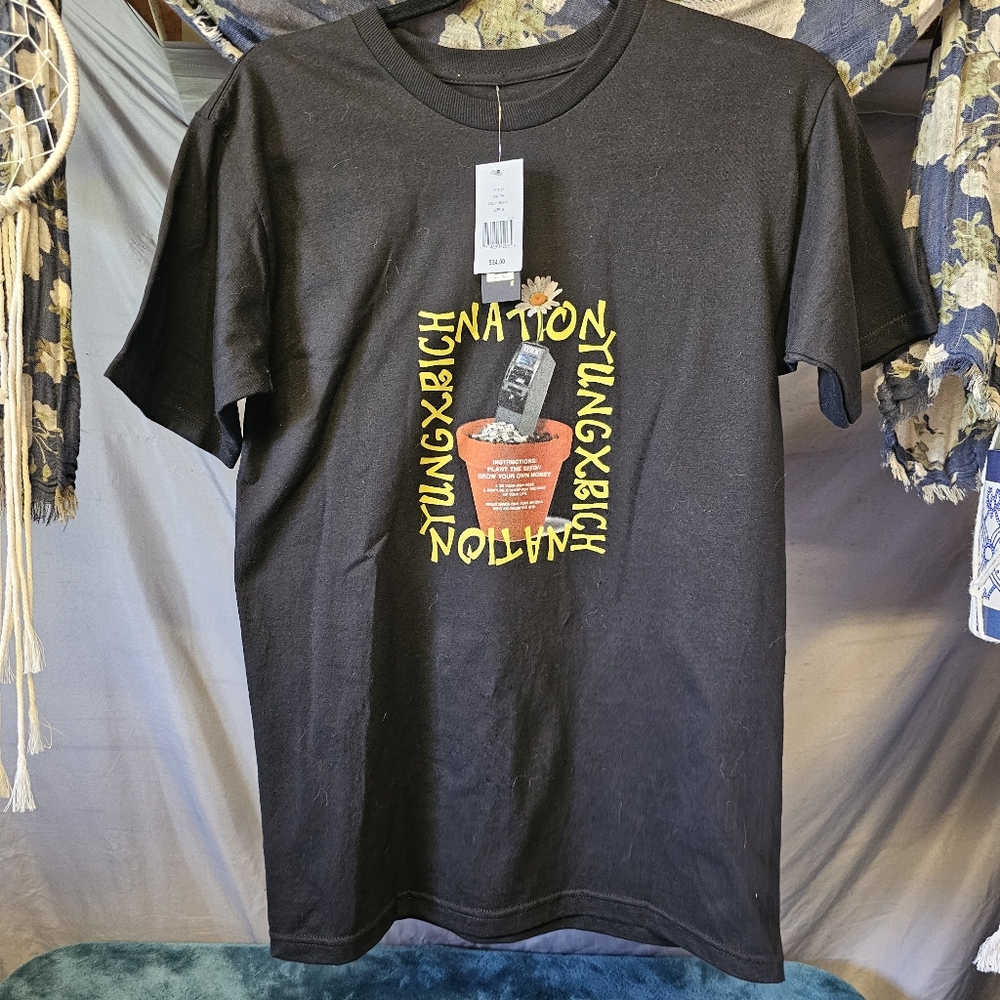 3/$25 🆕 YRN Yung Rich Nation ATM Flower Pot Black Graphic Tee Shirt size Small